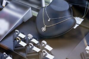 9 Irresistible Advantages of Full Package Wholesale Jewelry